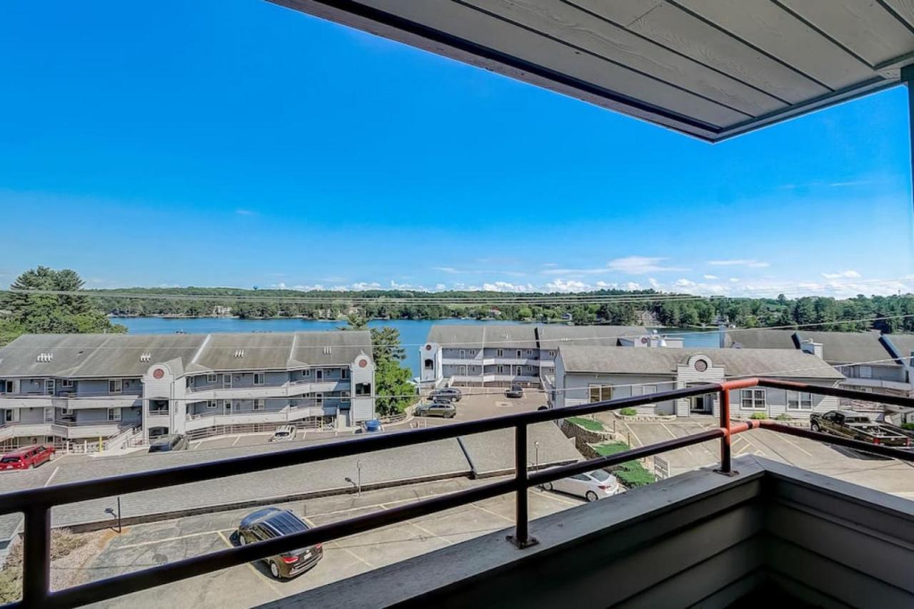 Brown Family Condo For Families Golf Trips And Girls Getaways ウィスコンシン デルズ エクステリア 写真